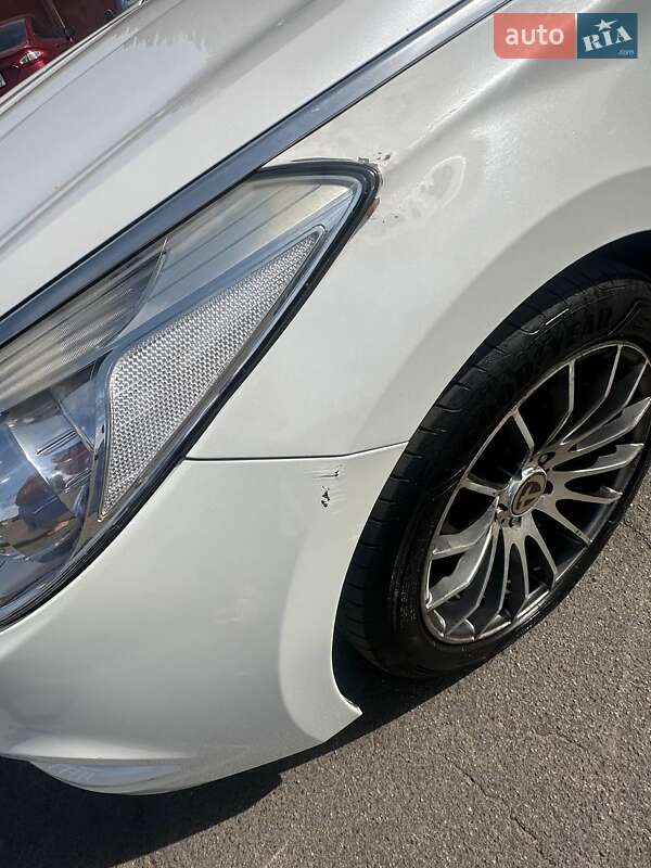 Седан Hyundai Azera 2012 в Києві