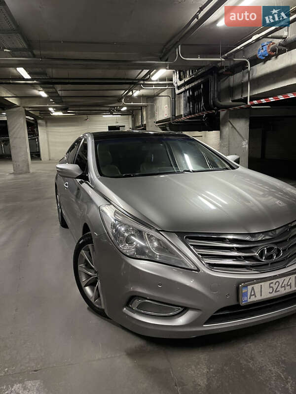 Седан Hyundai Azera 2011 в Києві