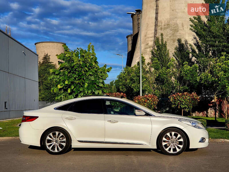 Седан Hyundai Azera 2011 в Одесі
