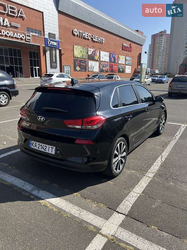 Хэтчбек Hyundai Elantra GT 2018 в Броварах