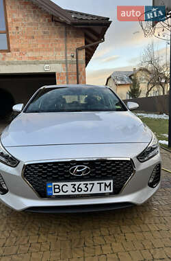Хетчбек Hyundai Elantra GT 2017 в 