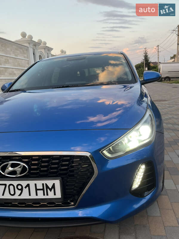 Хэтчбек Hyundai Elantra GT 2017 в Кременчуге