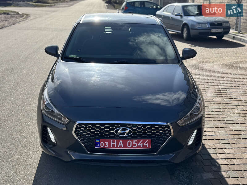 Хэтчбек Hyundai Elantra GT 2017 в Киеве
