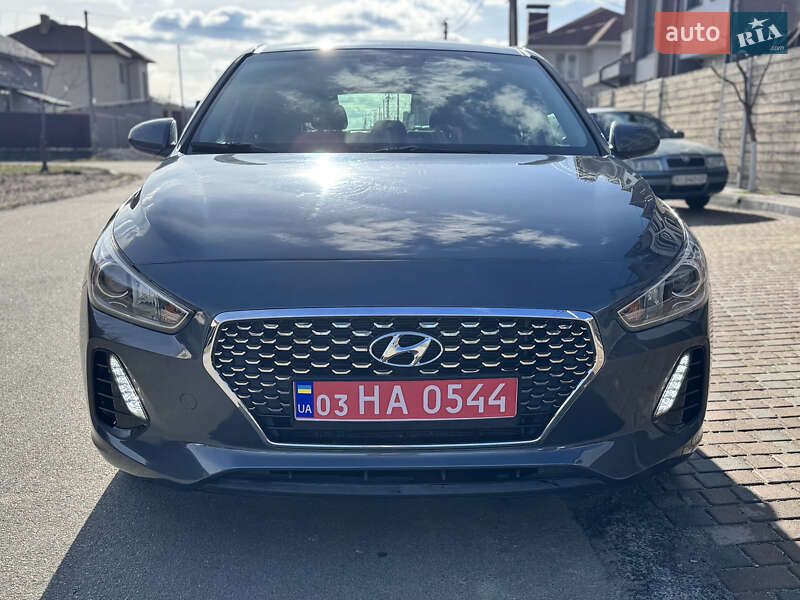 Хэтчбек Hyundai Elantra GT 2017 в Киеве