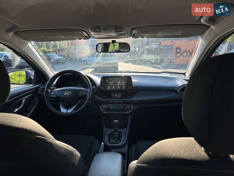 Хэтчбек Hyundai Elantra GT 2019 в Киеве