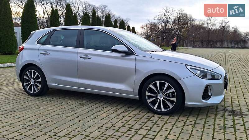 Хетчбек Hyundai Elantra GT 2017 в Одесі