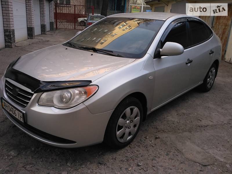 Седан Hyundai Elantra 2008 в Днепре