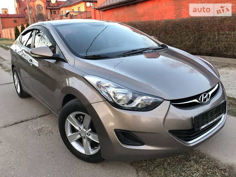 Седан Hyundai Elantra 2013 в Харькове