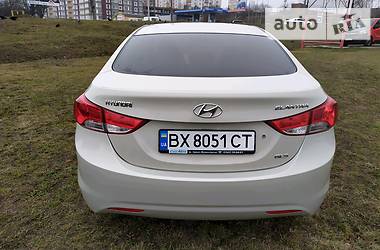 Седан Hyundai Elantra 2012 в Хмельницком