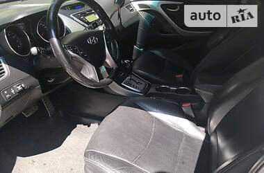 Седан Hyundai Elantra 2012 в 
