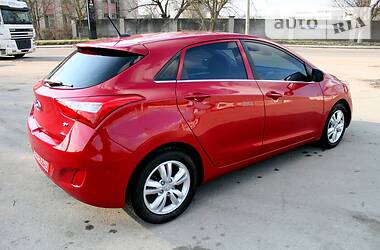 Хэтчбек Hyundai Elantra 2014 в Херсоне