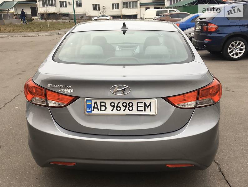 Седан Hyundai Elantra 2012 в Вінниці