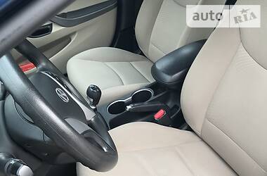 Седан Hyundai Elantra 2014 в 