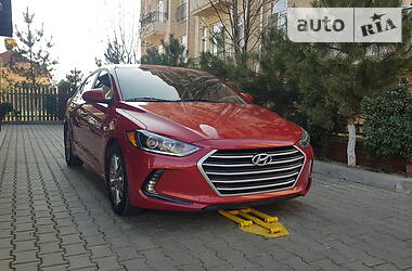 Седан Hyundai Elantra 2016 в 
