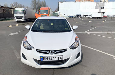Седан Hyundai Elantra 2012 в 