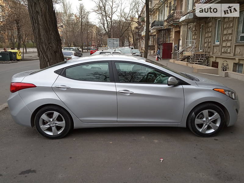 Седан Hyundai Elantra 2011 в Одесі