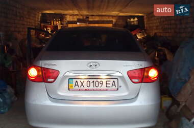 Седан Hyundai Elantra 2011 в Харкові