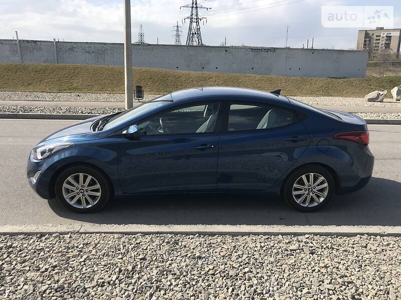 Седан Hyundai Elantra 2014 в Дніпрі