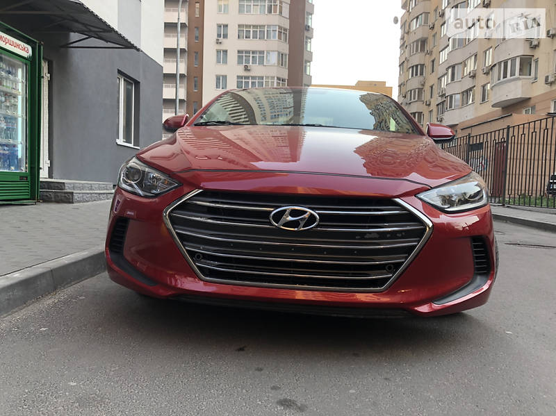 Седан Hyundai Elantra 2016 в Киеве