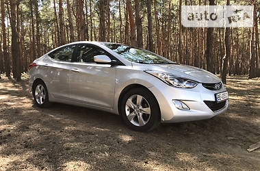 Седан Hyundai Elantra 2012 в 