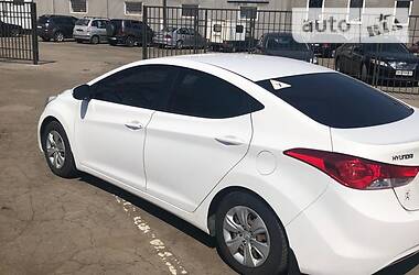 Седан Hyundai Elantra 2012 в Мариуполе