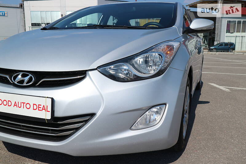 Седан Hyundai Elantra 2013 в Харкові
