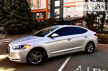Седан Hyundai Elantra 2016 в 