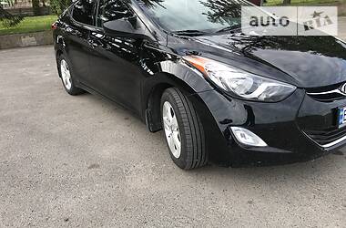 Седан Hyundai Elantra 2013 в Березному