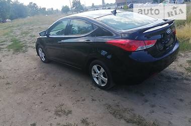 Седан Hyundai Elantra 2013 в Киеве