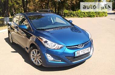 Седан Hyundai Elantra 2014 в 