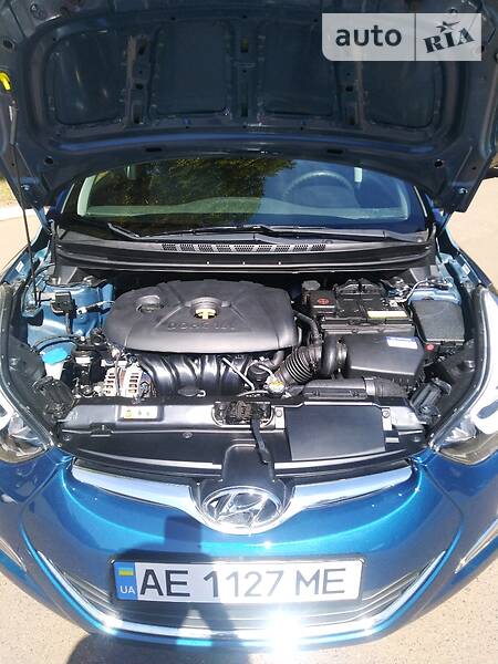 Седан Hyundai Elantra 2014 в Кривому Розі