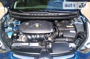 Седан Hyundai Elantra 2014 в 