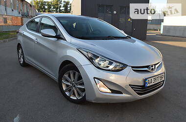 Седан Hyundai Elantra 2014 в Киеве