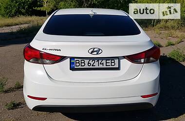 Седан Hyundai Elantra 2014 в Лисичанске