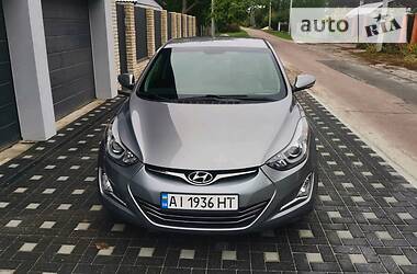 Седан Hyundai Elantra 2014 в Киеве