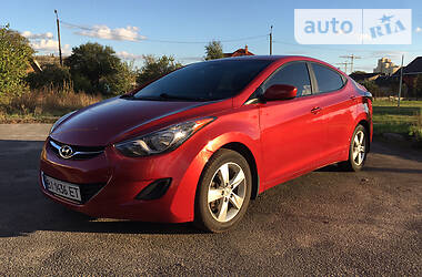 Седан Hyundai Elantra 2013 в Києві