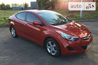 Седан Hyundai Elantra 2013 в Києві