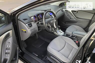 Седан Hyundai Elantra 2011 в Днепре