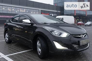 Седан Hyundai Elantra 2014 в Киеве