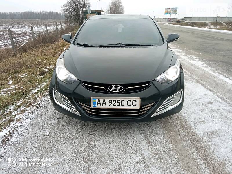 Седан Hyundai Elantra 2012 в Василькове
