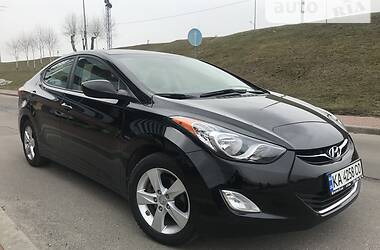 Седан Hyundai Elantra 2012 в Киеве