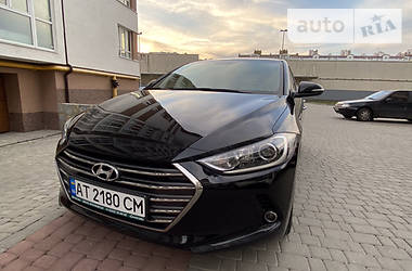 Седан Hyundai Elantra 2019 в Ивано-Франковске