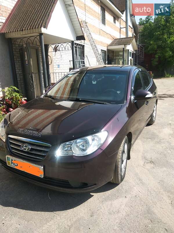 Седан Hyundai Elantra 2010 в Вінниці