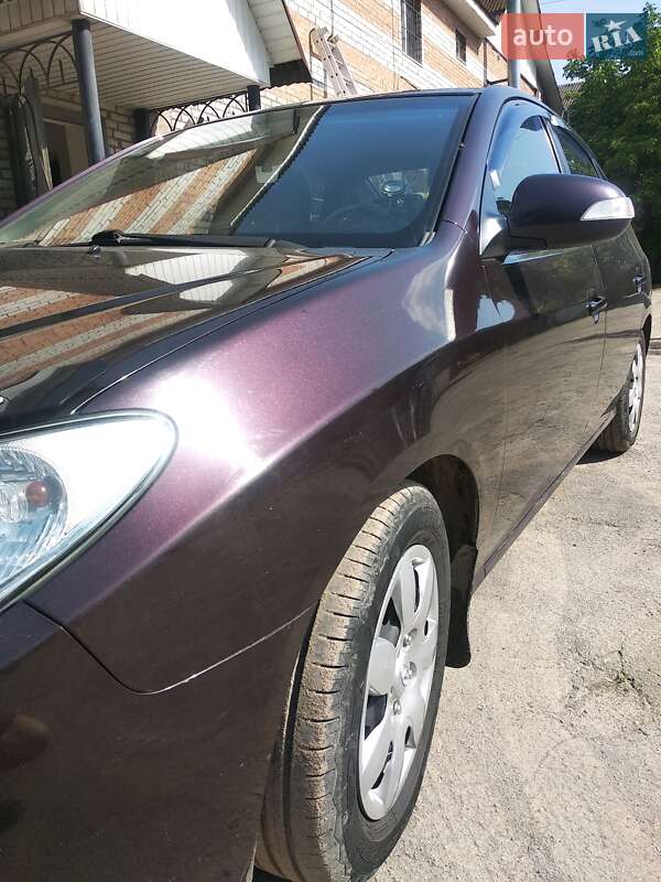 Седан Hyundai Elantra 2010 в Вінниці