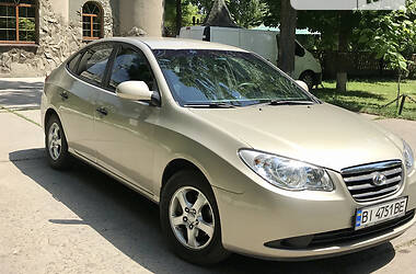 Седан Hyundai Elantra 2009 в Миргороде