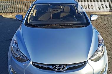 Седан Hyundai Elantra 2012 в Луцке