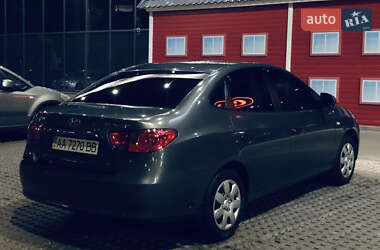 Седан Hyundai Elantra 2008 в 