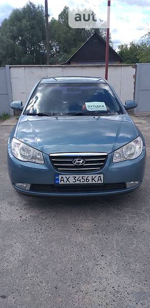 Седан Hyundai Elantra 2008 в Богодухове