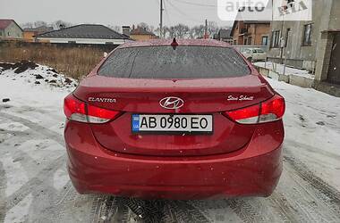 Седан Hyundai Elantra 2013 в Вінниці