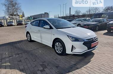 Седан Hyundai Elantra 2019 в Полтаве